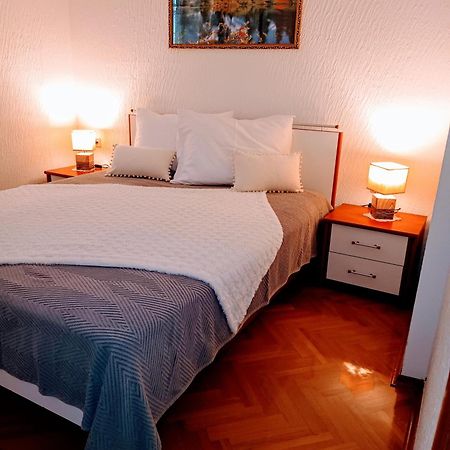 Ferienwohnung Nena In Crikvenica Exteriör bild
