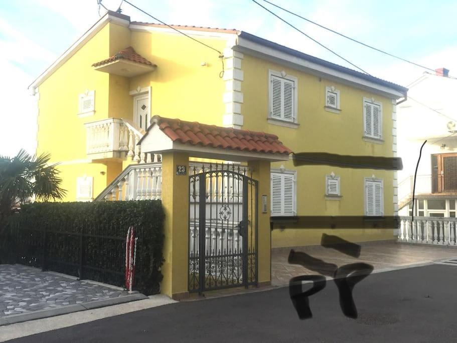 Ferienwohnung Nena In Crikvenica Exteriör bild